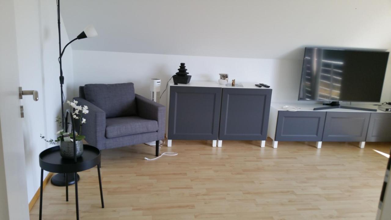 Ferienwohnung Rosenbluete Нойштадт-ан-дер-Вайнштрасе Экстерьер фото