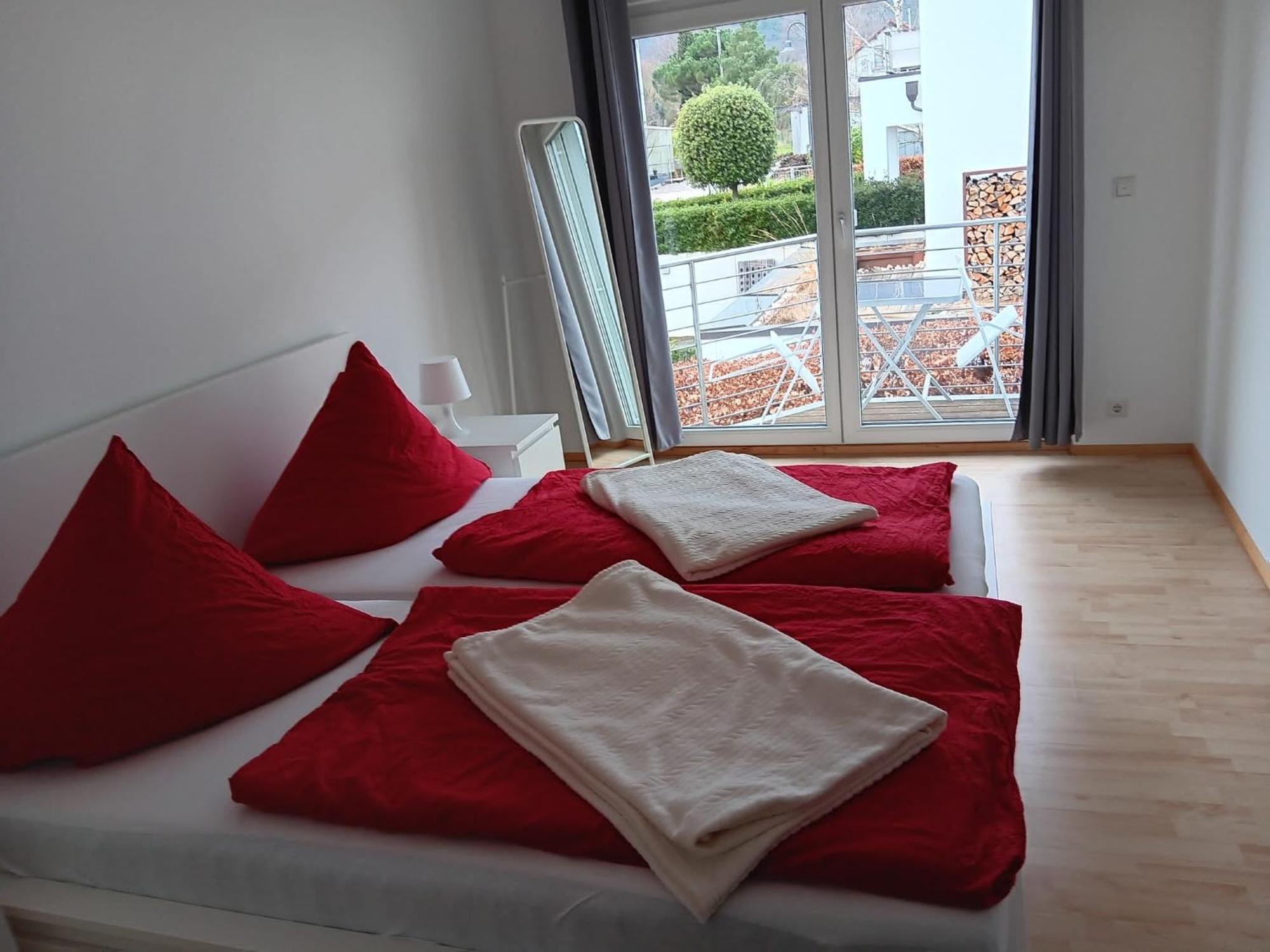 Ferienwohnung Rosenbluete Нойштадт-ан-дер-Вайнштрасе Экстерьер фото